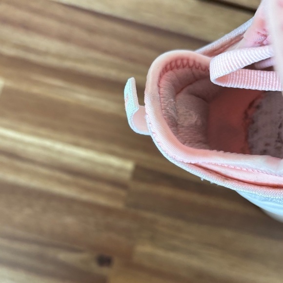 APL TECHLOOM PHANTOM women’s sneakers shoes. Size 7.5 - Picture 12 of 16